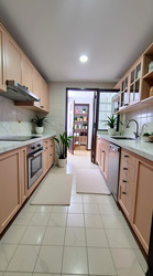 Stratford Court (D16), Condominium #539223141